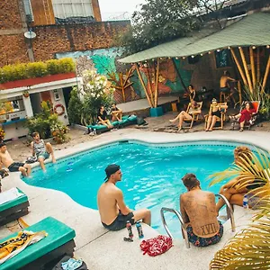 Hotell Viajero & Salsa School, Cali